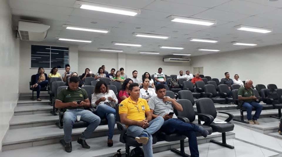 Oficina para elaboração do Plano Municipal de Saneamento Básico é realizada em Laranjal do Jari